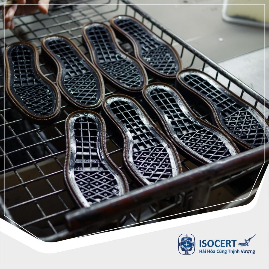 ISO 9001:2015 - Dịch vụ cấp Chứng nhận Hệ thống Quản lý Chất lượng ngành Dệt may-Da giày